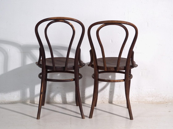 Pair of antique bentwood chairs in the Thonet style – Central Europe, circa 1900 – Dining chairs (photo 34 of 40)