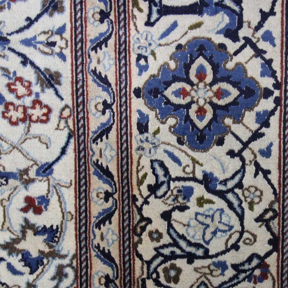 Image 1 of Handgeknoopt Perzisch tapijt Nain Patina 330x231