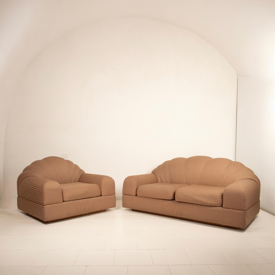 Alain Delon 1970 Poltrona e Divano in seta Hollywood Regency per Maison Jansen Francia – Divani, Metal (photo 20 of 27)