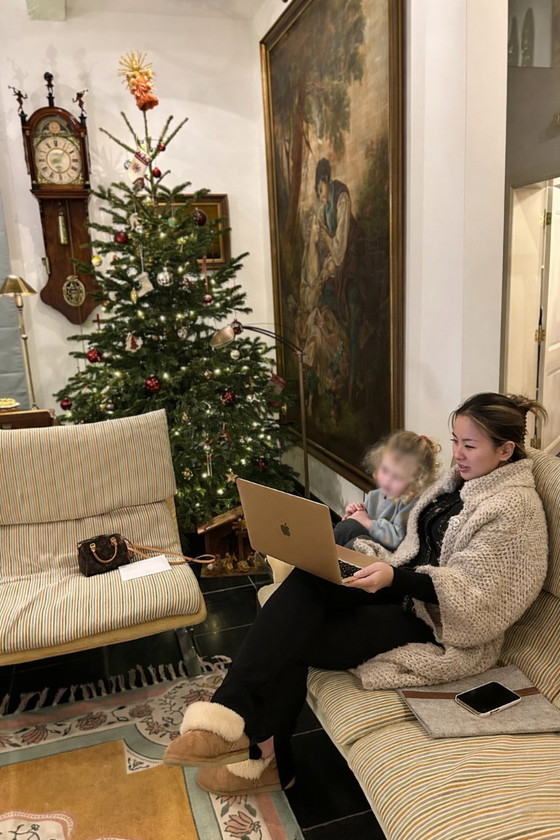 Image 1 of Saporiti Italia sofa (1970s) – reupholstered, timeless lounge design