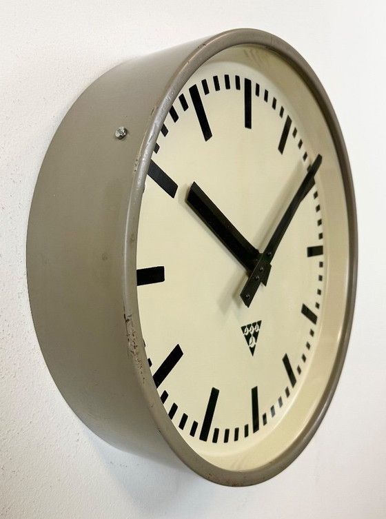 Image 1 of Grey Industrial Factory Wall Clock from Pragotron, 1960s
