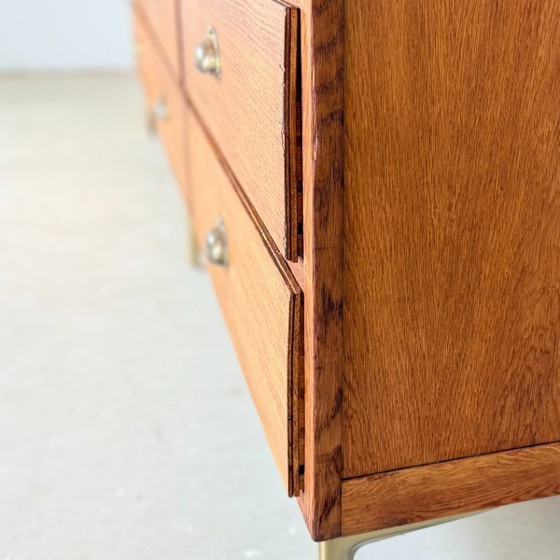 Image 1 of Vintage Eikenhouten Vitrine Toonbank Met 12 Lades