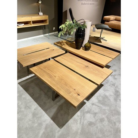 T77 – Ghyczy, bijzettafels, Design