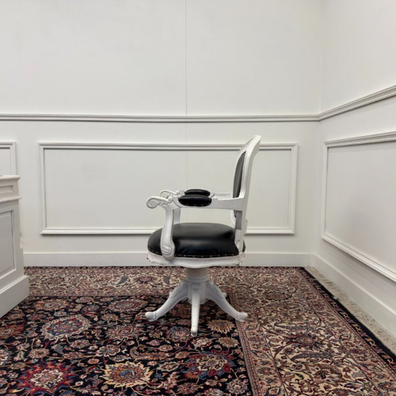 Klassisches Englisches Weißes Schreibtisch-Set mit Bürostuhl – Leather (photo 19 of 24)