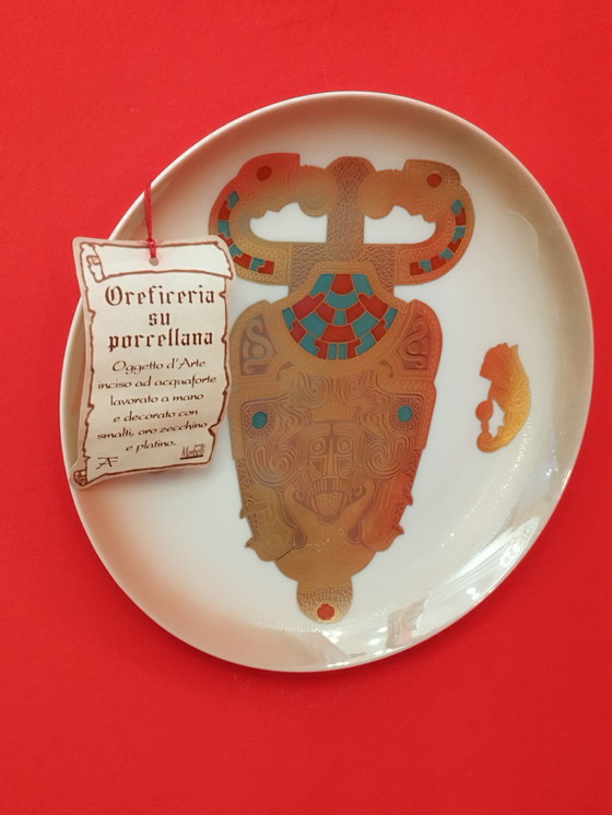 Image 1 of 5 Morbelli collectible decorative plates in gold and platinum