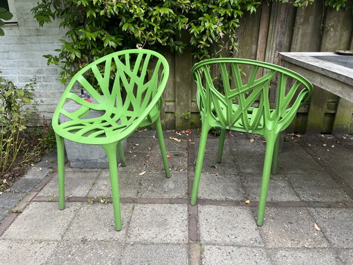 2x Vitra Vegetal stoel door Bouroullec