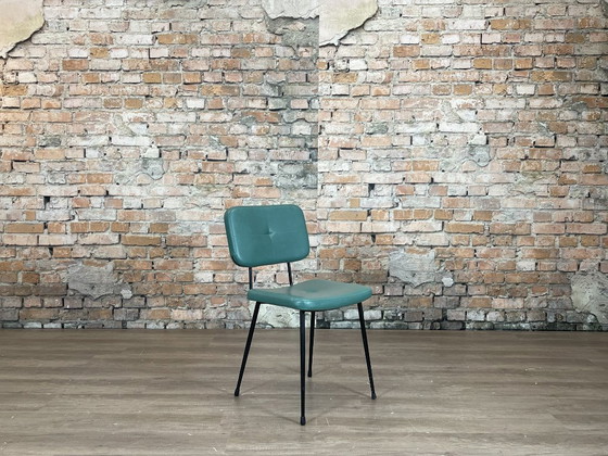 Satelliet Gerlin - Groen Gecapitonneerd - Set van 4 | Skai, Eetkamerstoelen, Metaal, Zwart (foto 8 van 8)