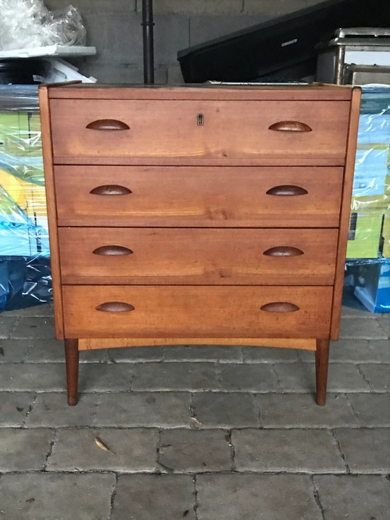 Danish Chest of Drawers, 1960s – Wood, Mid Century Modern (photo 5 of 8)