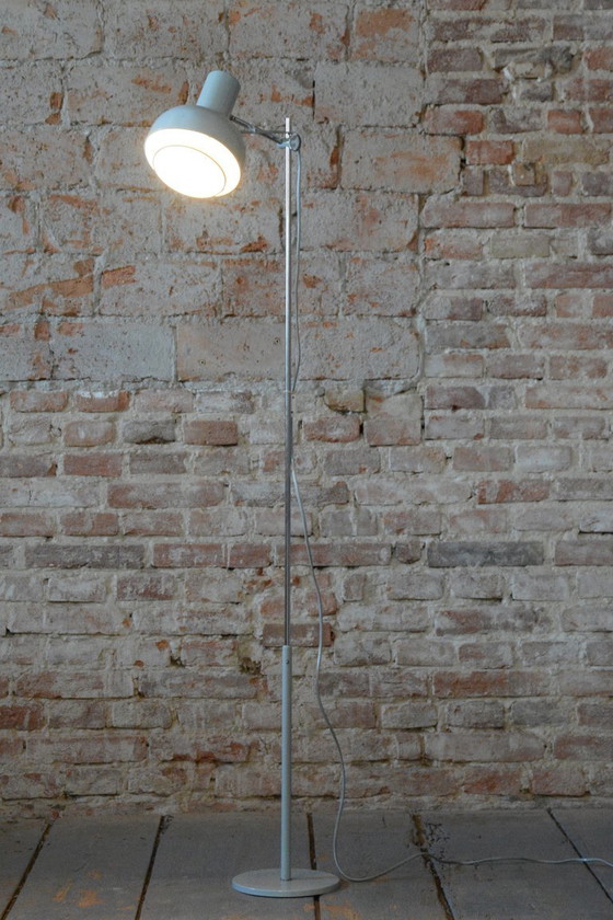 Restored Mid-Century Floor Lamp, by J. Hůrka for NAPAKO, Chrome, Czech, 1960s – Floor lights, Metal (photo 13 of 14)