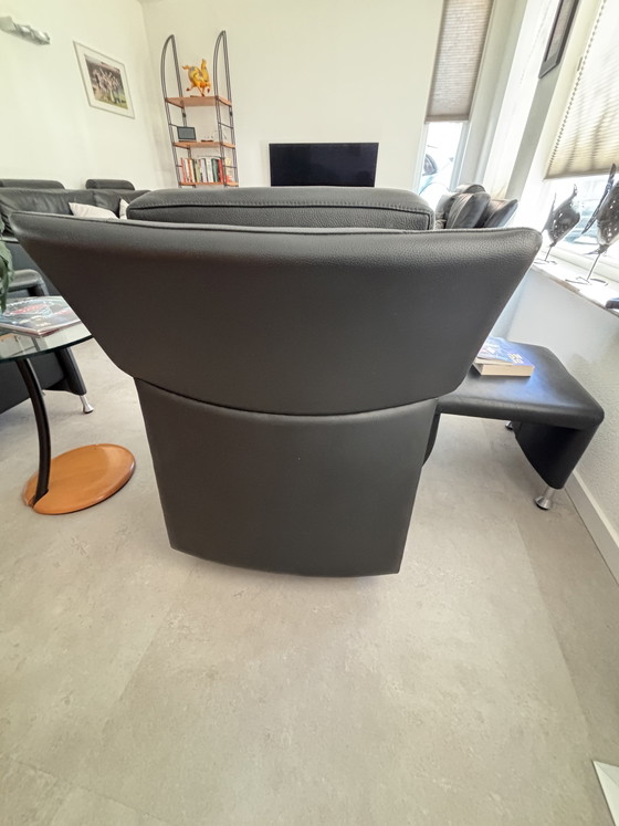 Image 1 of Draaifauteuil Leolux Paian