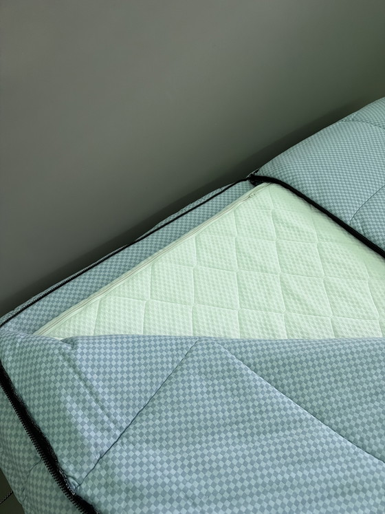 Arflex Strips Bed Cini Boeri – Tweepersoonsbedden, Textile (photo 4 of 6)