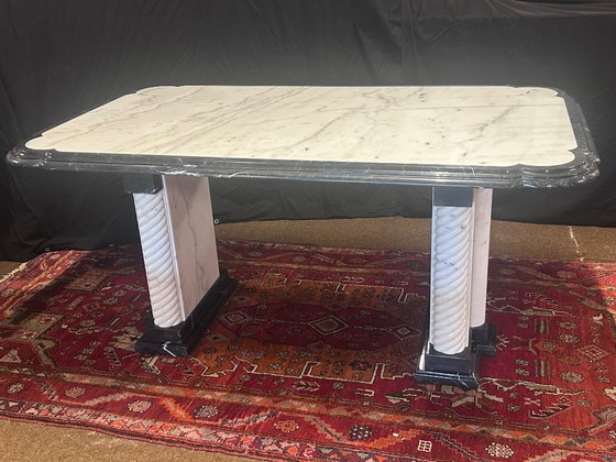 Image 1 of Black and white Hollywood marble table, Regency seventies
