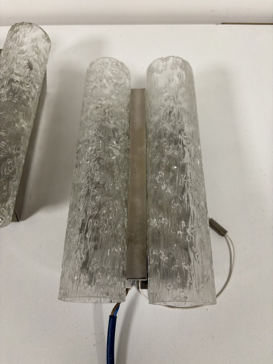 Image 1 of Juego de dos lámparas de pared con cristal de metal cromado, Doria Leuchten. Holanda, jaren 70