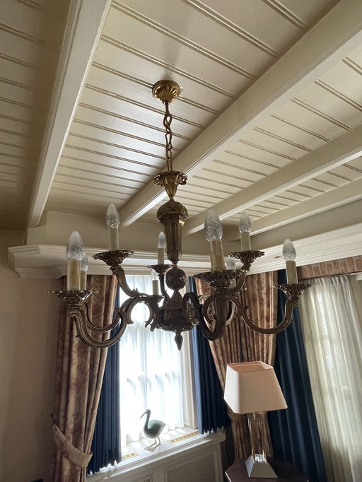 Gorgeous 6 arm chandelier