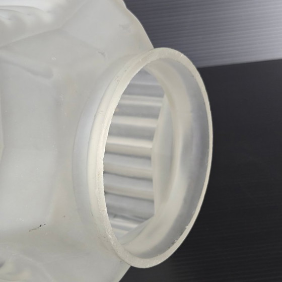 Image 1 of GLOBE ART DECO LAMPSHADE 1920 1930 STREAMLINE SKYSCRAPER IN OPAQUE GLASS 20S 30S