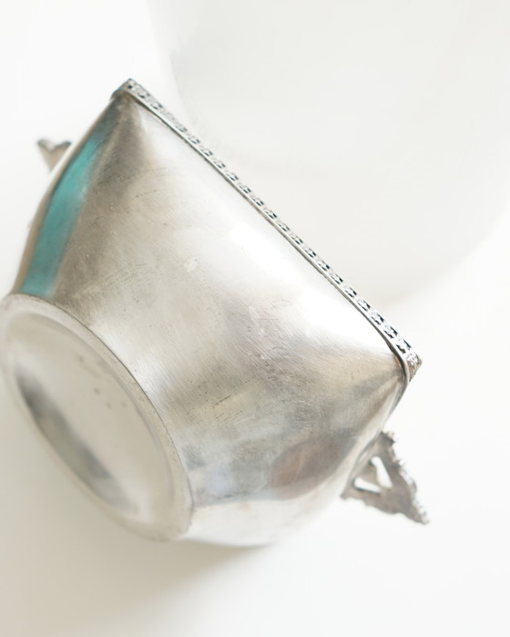 Image 1 of Vide-Poche / Cendrier Carré Vintage en Métal Argenté – Poinçons “8” et “KM” Style Art Déco 1930