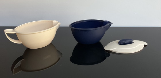Image 1 of TUPPERWARE: Recipiente multiusos y dos cuencos para salsas