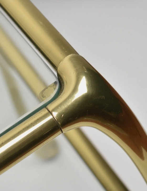 Image 1 of table d'appoint en laiton de style Hollywood Regency