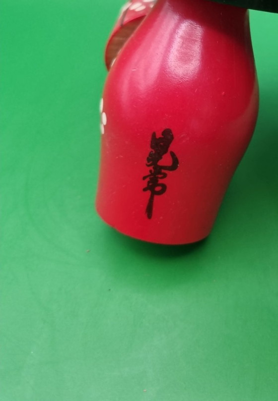 Carina Ayamadori kokeshi di Kojo Tanaka – Oggetti decorativi, Legno (photo 5 of 7)