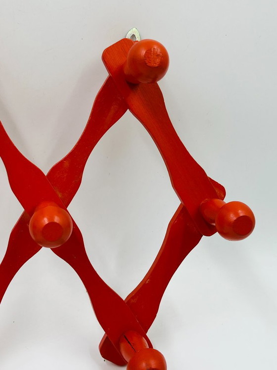 Appendiabiti vintage arancione a soffietto – Wood (photo 3 of 10)