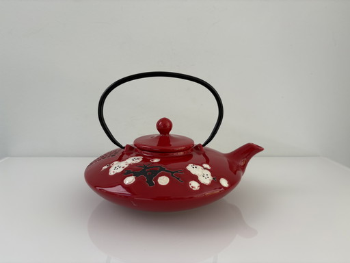 Traditional Japanese teapot in red ceramic, 700 ml capacity