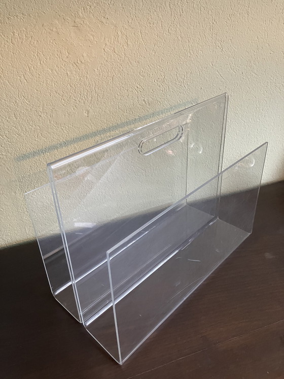 Image 1 of Porte-magazines vintage en acrylique