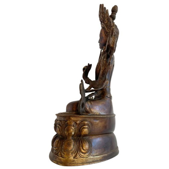 Antigua estatua tibetana de bronce de Manjushri con rastros de dorado lote 170 – Esculturas, Bronze (photo 7 of 15)