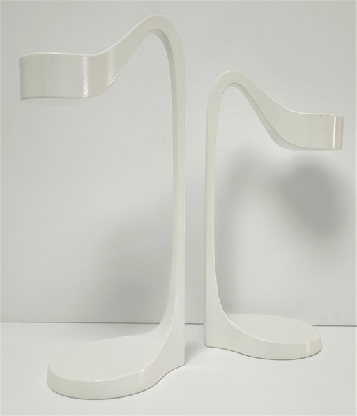 Ein Paar Monika Mulder Kerzenständer für IKEA