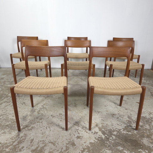 Volledig gerestaureerd 8x Niels Møller model 77 eetkamerstoel teak nieuw papercord