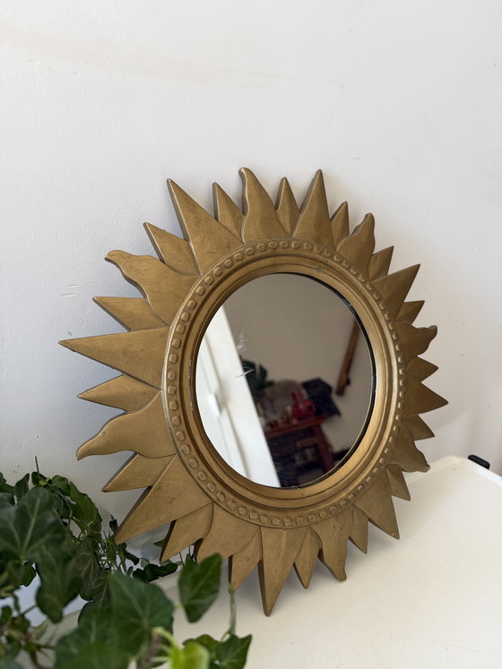 Image 1 of Zonnespiegel goudkleurig 
