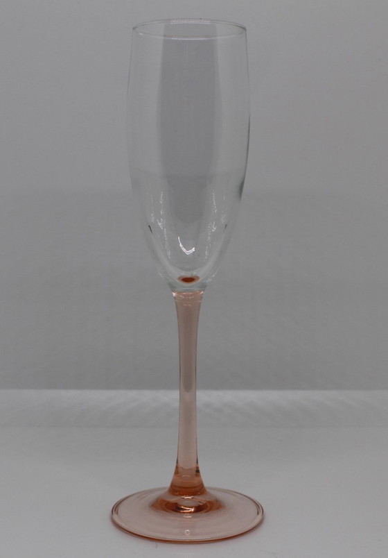 Image 1 of Juego de 4 copas de champán Luminarc rosa, modelo &quot;La flûte rosée&quot;
