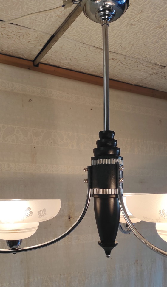 Image 1 of Lustre 3 feux Art-Déco en métal, bois et verre - mid.XXeme