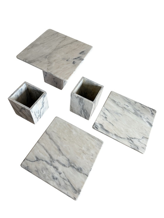 Image 1 of Vintage Bianco Carrara marmeren nesting tables, Italië 1960