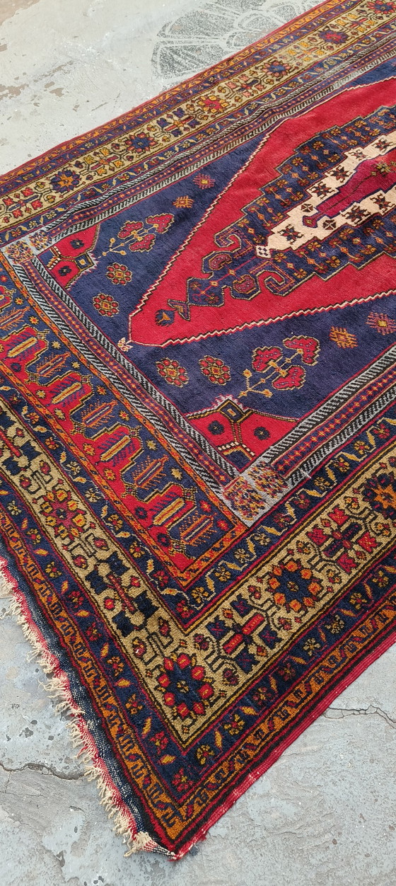 Image 1 of Alfombra antigua de Anatolia, turca, anudada a mano.