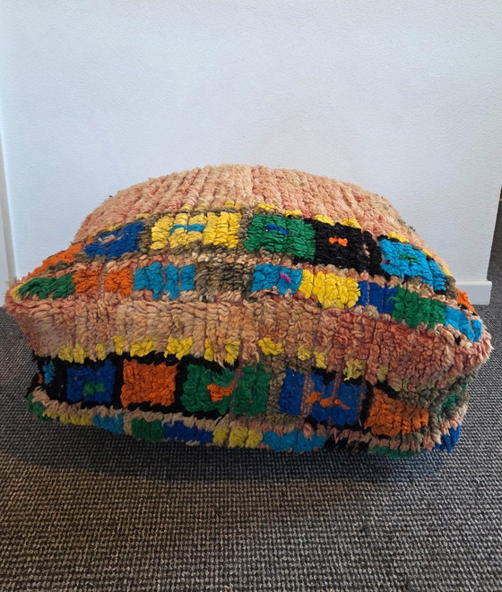 Image 1 of Pouf berbero fatto a mano in lana