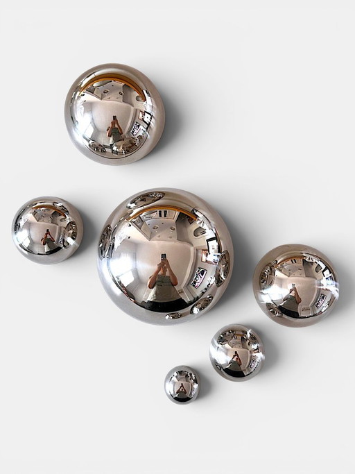 Set de 6 semiesferas esculturales de acero inoxidable – Decoración de pared moderna reflectante