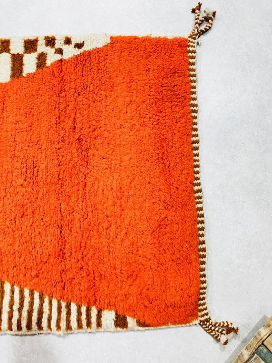 Image 1 of Tapis marocain en laine naturelle 400cmx100cm