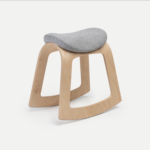 Muista ergonomic desk chair