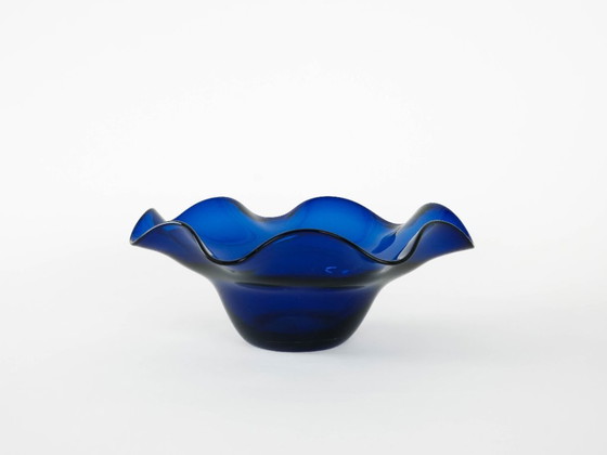 Image 1 of Kobaltblauwe kom, Deens ontwerp, jaren 70, gemaakt in Denemarken.