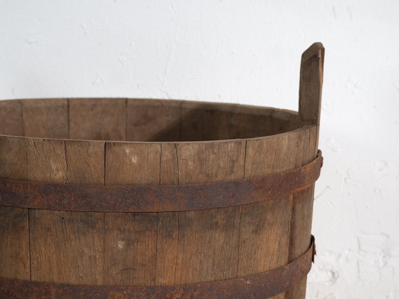Barile in legno antico con cerchi in ferro – Europa Centrale, circa 1920 – Oggetti decorativi, Wood, Iron (photo 28 of 40)