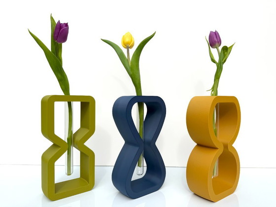 Image 1 of Relojes de arena atemporales (juego de 3 jarrones tallados)