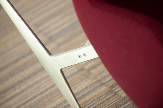 Image 1 of Fritz Hansen Schwanen-Sofa, 2-Sitzer