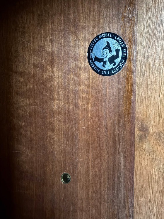 Image 1 of Buffet style années 60 – placage noyer