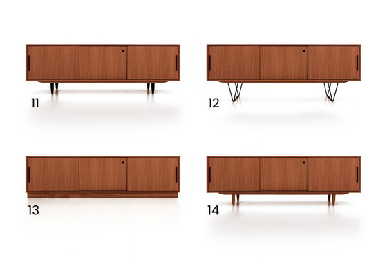 Image 1 of Schuifdressoir gebeitst teak T-S04 220