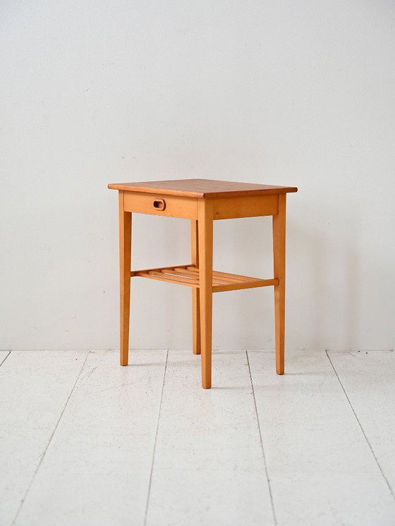 Image 1 of Table de chevet vintage en chêne clair scandinave