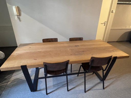 Janua BB11 design eettafel