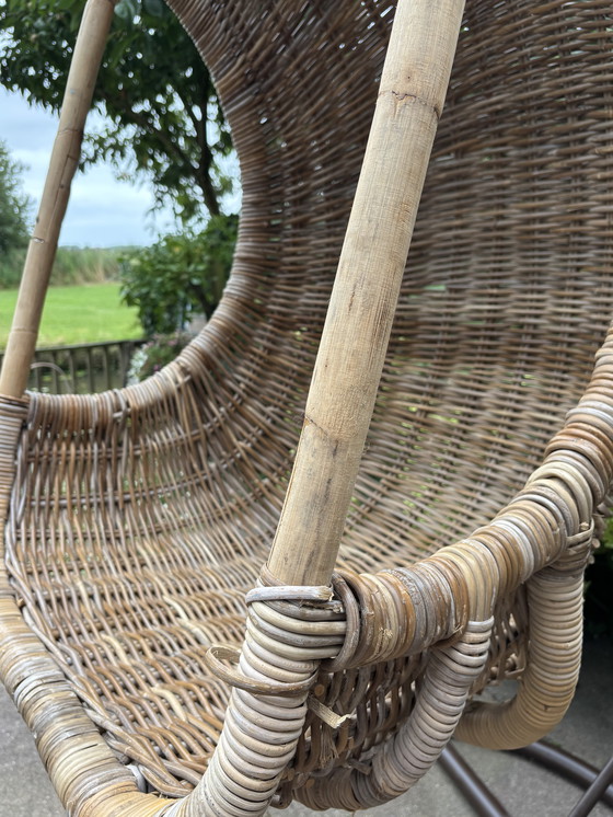Image 1 of Hangstoel rotan riet met stalen frame