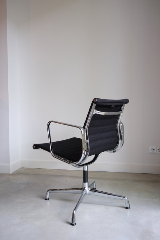 Image 1 of 4x Vitra Eames EA108 – Negro Hopsak / Cromo – 2006