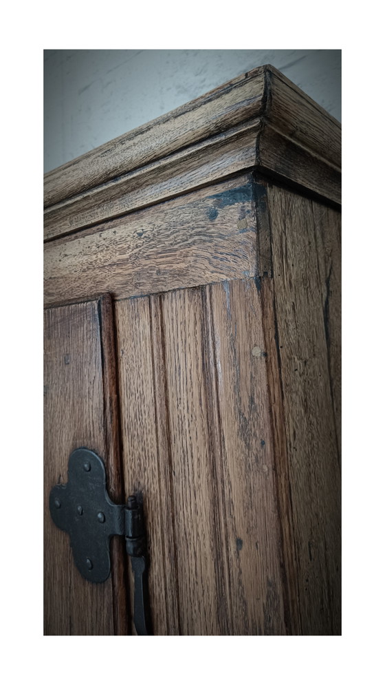 Image 1 of Mueble para pan del siglo XVIII, roble macizo