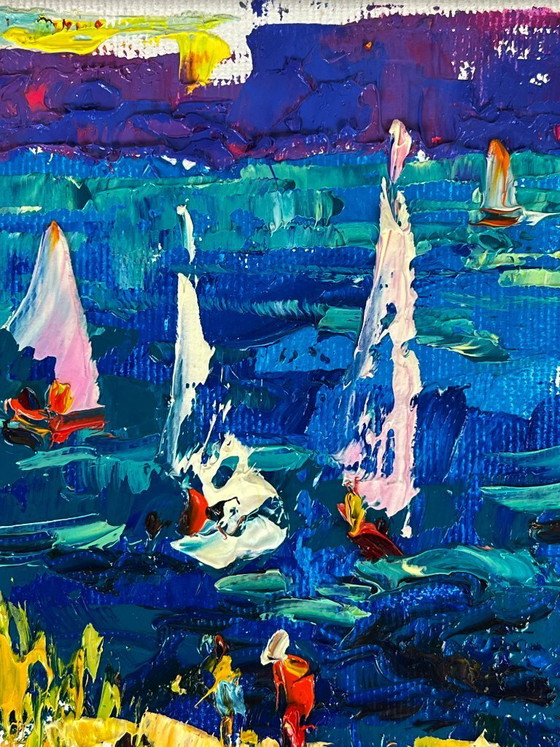 Image 1 of Voiles blanches dans la mer